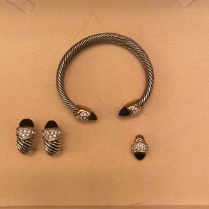 Jewelry set gold/ silver with black stones and cz